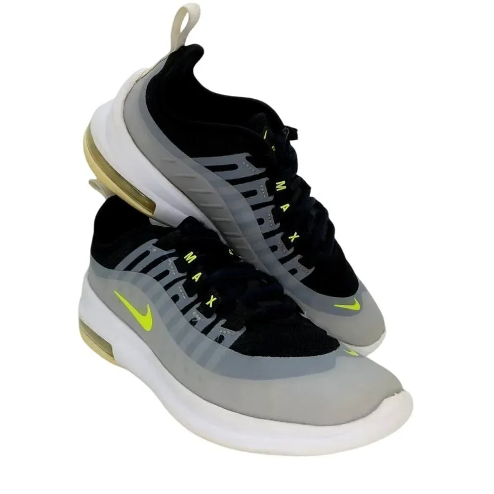 Nike Air Max Axis G5 Boy's Pre-owned Gray/Black Running Sneakers - sz. 5 1/2Y